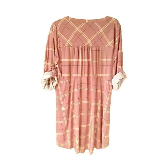 TORRID PLUS SIZE Rose Plaid  ZIP-Front Challis Shirt Dress. - Picture 8 of 16